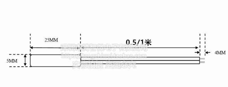 花农在智能温室大棚内采花。